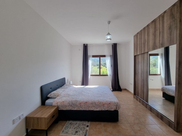 Kyrenia Esentepe 3+1 Wohnung mit Meerblick zu verkaufen