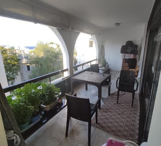 2+1 flat with Turkish title for sale in Kyrenia center