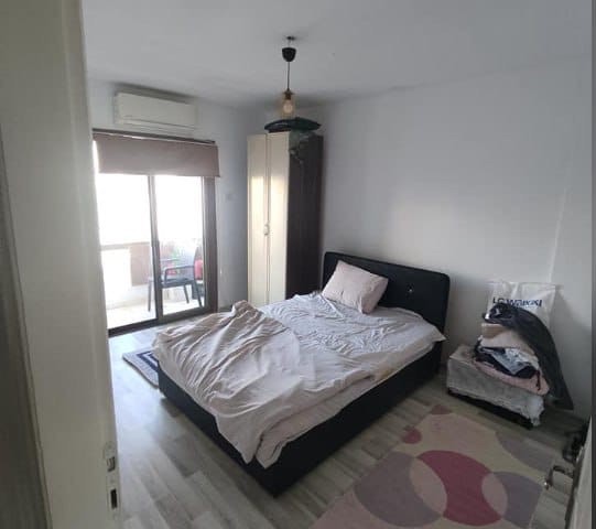 2+1 flat with Turkish title for sale in Kyrenia center