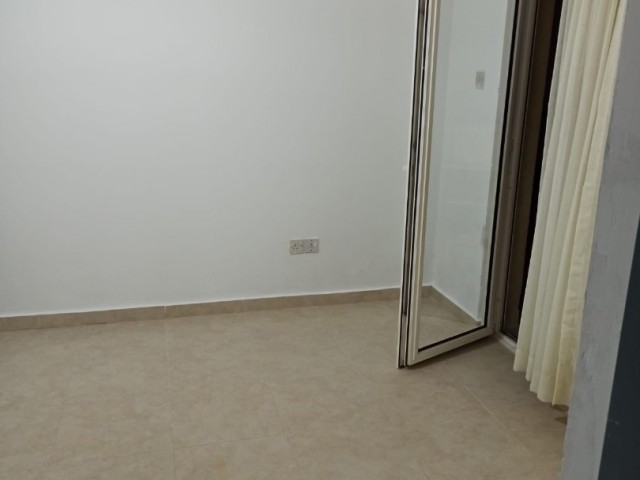 2+1 flat for sale in Kyrenia Kashgar region