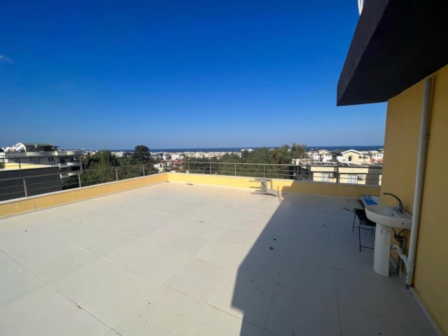 2+1 flat for sale in a site with pool in Alsancak, Kyrenia