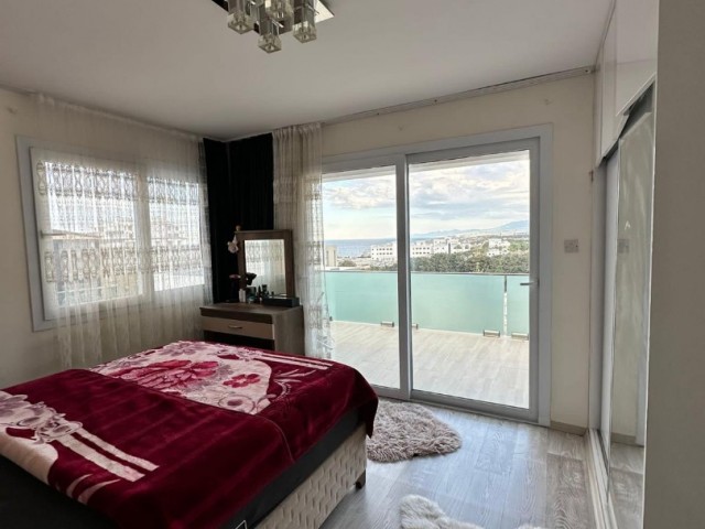 Girne merkezde uygun fiyata 2+1 penthouse 