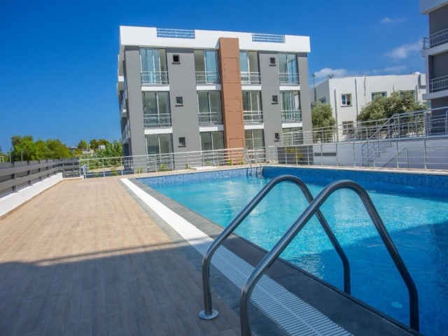 2+1 flat for sale in a complex with a pool in Kyrenia Lapta region