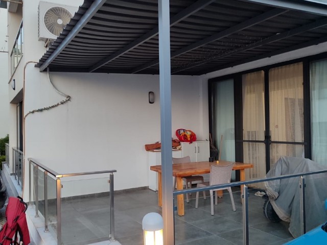 2+1 flat for sale in a site with pool in Kyrenia Alsancak