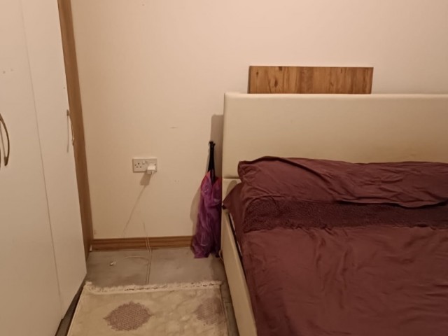 2+1 Wohnung zum Verkauf auf einem Grundstück mit Pool in Kyrenia Alsancak