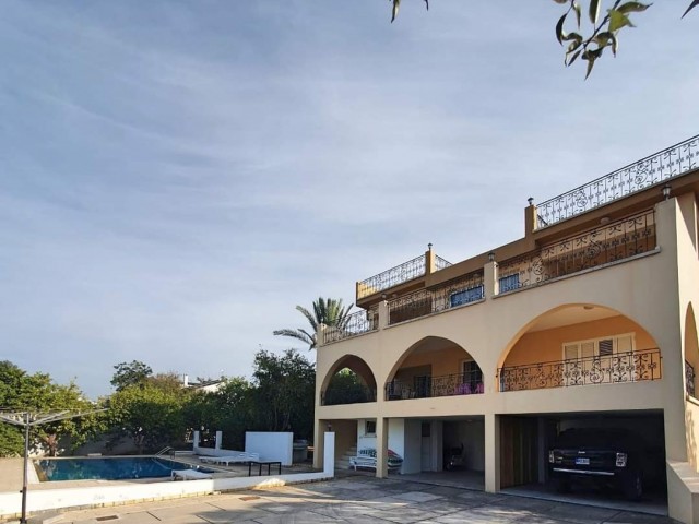 4+1 Villa mit Pool zu vermieten in Kyrenia Ozankoy