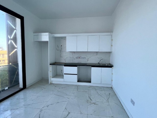 2+1 flat for sale in Kyrenia Alsancak region