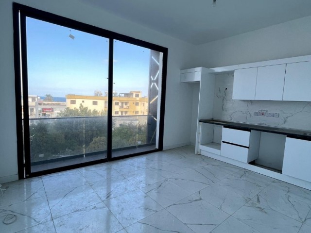 2+1 flat for sale in Kyrenia Alsancak region