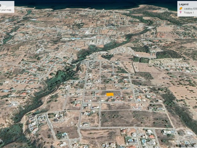 Grundstück geeignet für den Bau einer einzelnen Villa mit Meer- und Bergblick in der Region Kyrenia Çatalköy