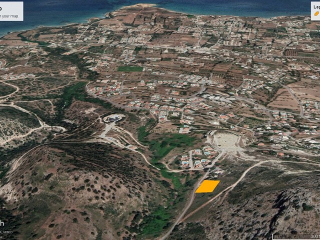 1500 m² großes Grundstück zum Verkauf mit Meer- und Bergblick in Kyrenia Karşıyaka