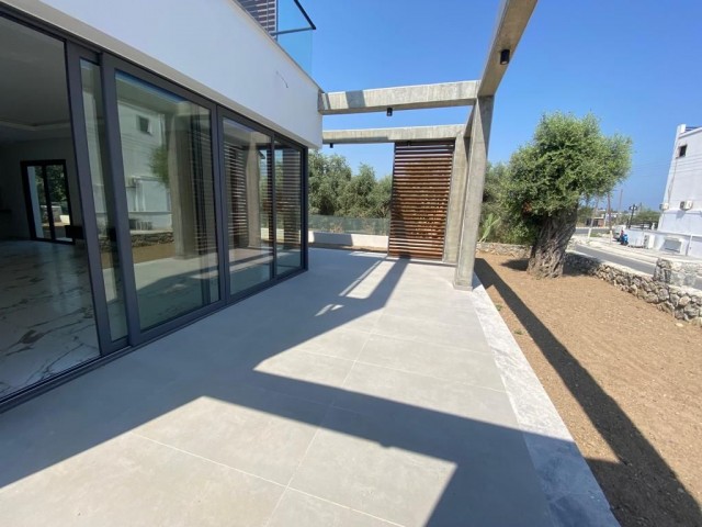 Modern Design 3+1 Villa for Sale in Çatalköy, Kyrenia, Cyprus