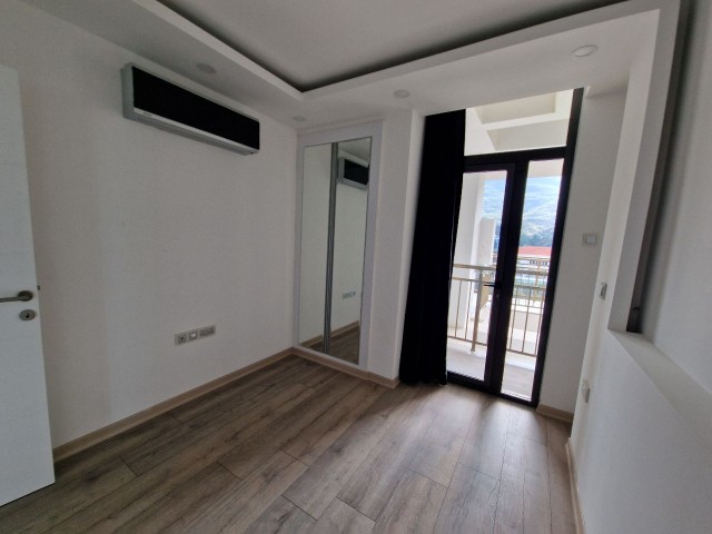 Flat To Rent in Girne Merkez, Kyrenia