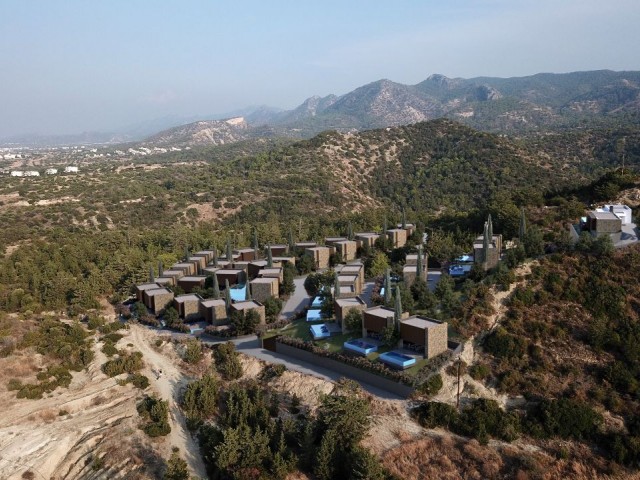 Ein prächtiges Villenprojekt an den Hängen des Berges im Gebiet Esentepe Bahçeli in Zypern, Girne