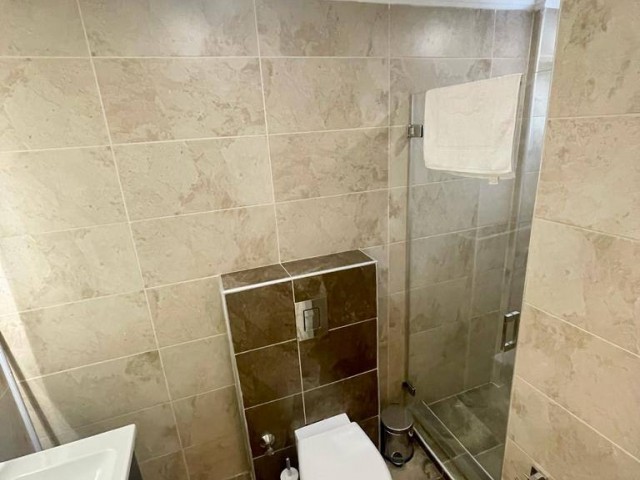 Kıbrıs Girne Merkez’de Lüks Satılık 1+1 Eşyalı Daire