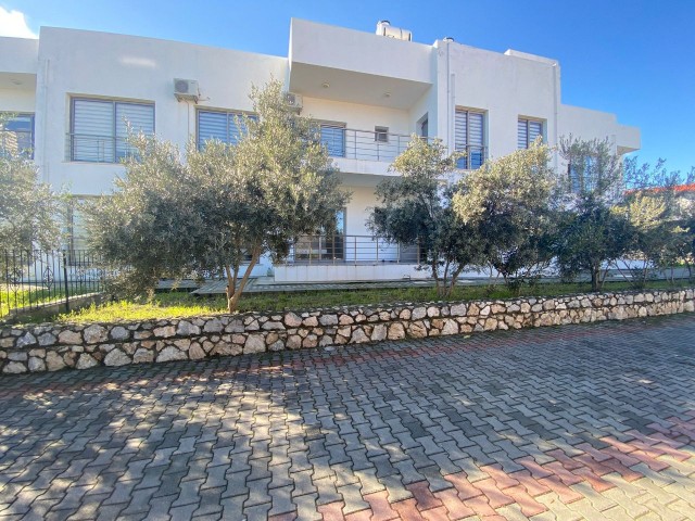 Fully Furnished ground floor 2+1 Modern Flat for rent in Cyprus - Kyrenia - Edremit