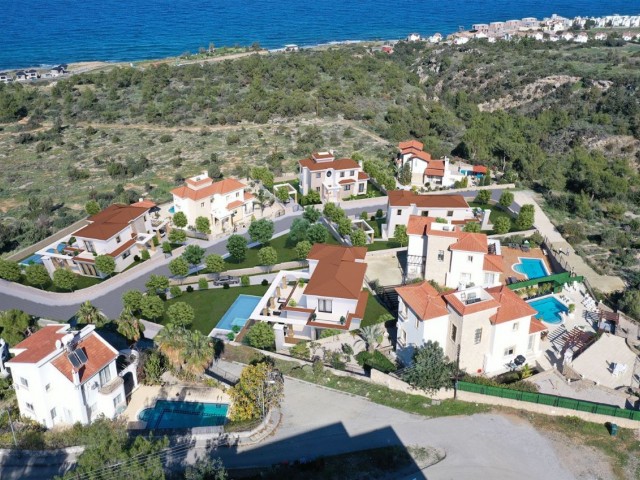 Villa mit Pool zu verkaufen in Esentepe, Kyrenia, Zypern