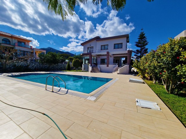 4+1 Villa For Sale in Çatalköy Kyrenia Cyprus