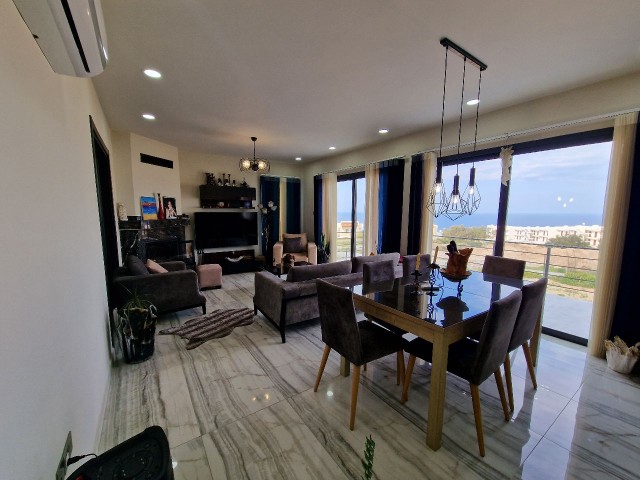 Kıbrıs Girne Esentepe de Satılık 4+1 Modern Villa