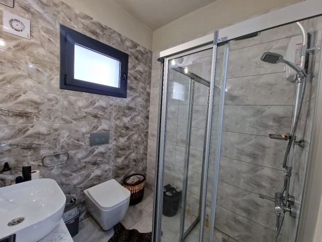 Kıbrıs Girne Esentepe de Satılık 4+1 Modern Villa