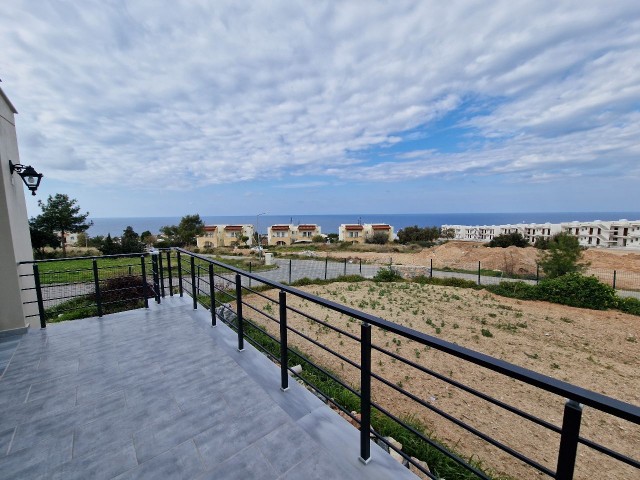 Kıbrıs Girne Esentepe de Satılık 4+1 Modern Villa