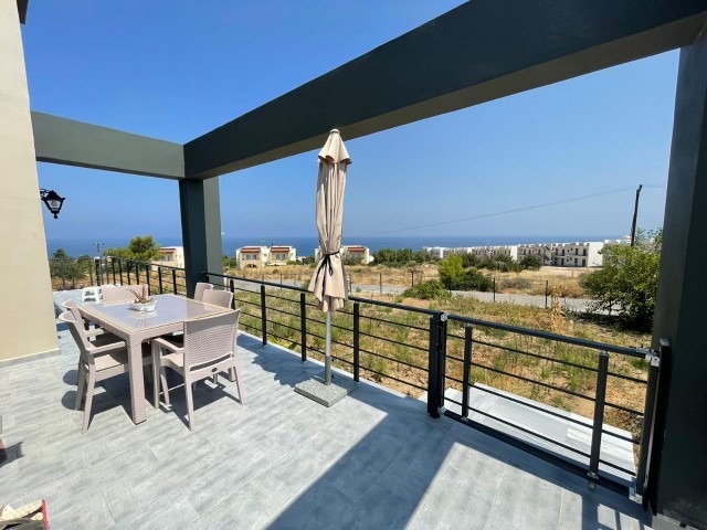 Kıbrıs Girne Esentepe de Satılık 4+1 Modern Villa