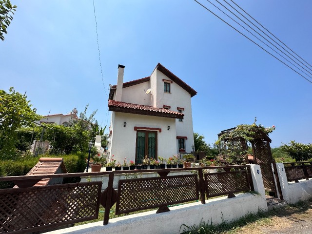 *3+1 Fully Furnished Villa for Sale in Kyrenia Lapta, Cyprus*