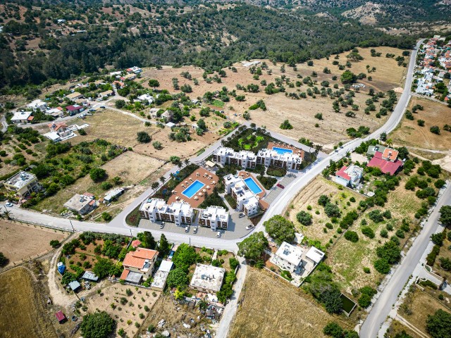 آپارتمان 2+1 مدرن با منظره کوه و دریا برای فروش در قبرس - گیرنه - Karaağaç
