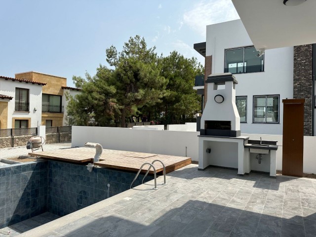 Special Design Villa with Pool for Sale in Cyprus - Kyrenia - Zeytinlik