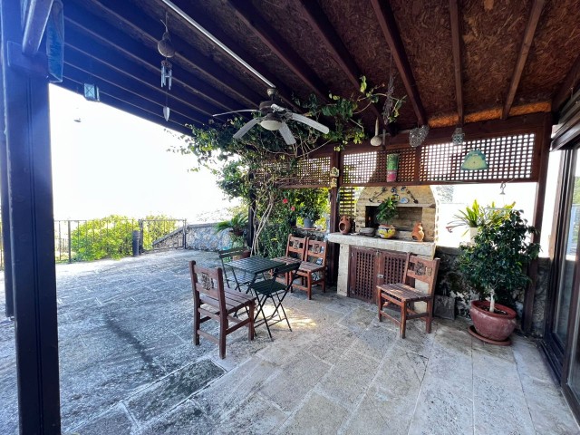 Mediterranean Style 3+2 Villa with Mountain and Sea Views for Sale in Kyrenia Malatya, Cyprus