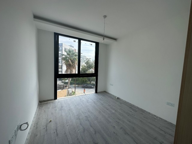 2+1 offices for rent with commercial permit in Kyrenia center, Cyprus