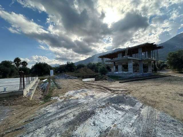 Kıbrıs Girne Lapta da Satılık Muhteşem Villa Projesi