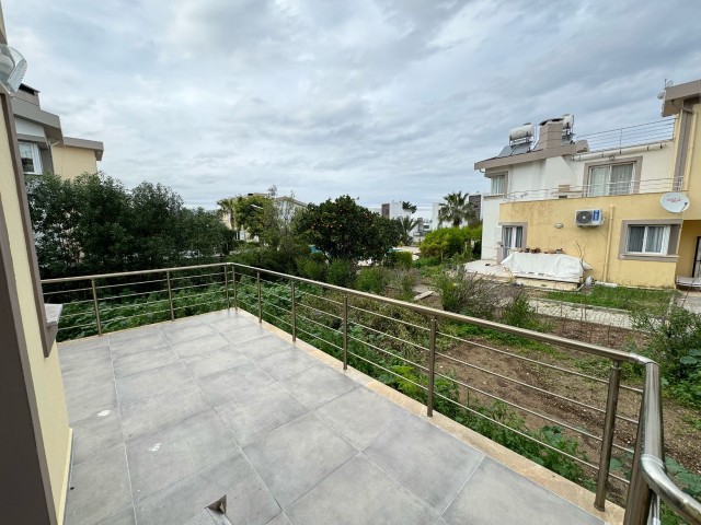 2+1 Wohnung zum Verkauf in herrlicher Lage im Zentrum von Kyrenia, Zypern