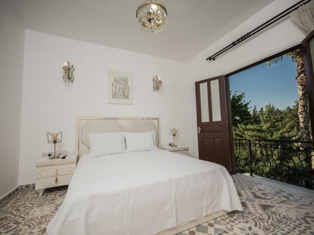 Boutique Hotel for Rent with 6-Room Pension Management Permit in Cyprus Nicosia Çağlayan Region.