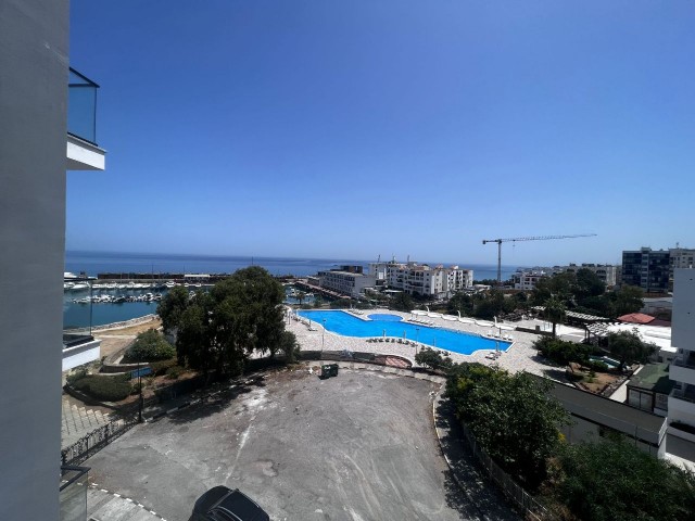 Кипр - Современная просторная квартира 3+1 с видом на море в аренду в центре Кирении