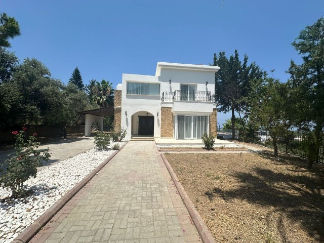 Cyprus - 3+1 Luxury Villa with Pool, Fully Furnished and Sea View for Rent in Kyrenia Zeytinlik