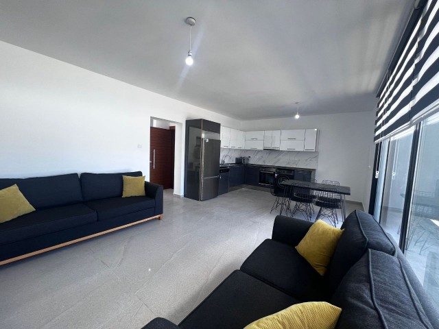 Komplett möblierte 2+1-Wohnung zur Miete in Bellapais, Kyrenia Center, Zypern, gegenüber ESK