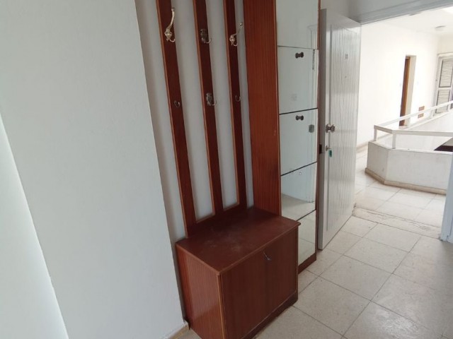 2+1 NEU RENOVIERTE WOHNUNG IM ZENTRUM VON FAMAGUSTA