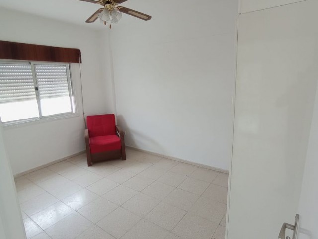 2+1 NEU RENOVIERTE WOHNUNG IM ZENTRUM VON FAMAGUSTA