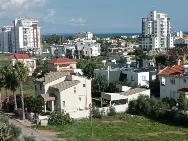 Yeniboğaziçi' nin Eyva Çemberine Yakın Satılık Son 2+1 Geniş Daire 