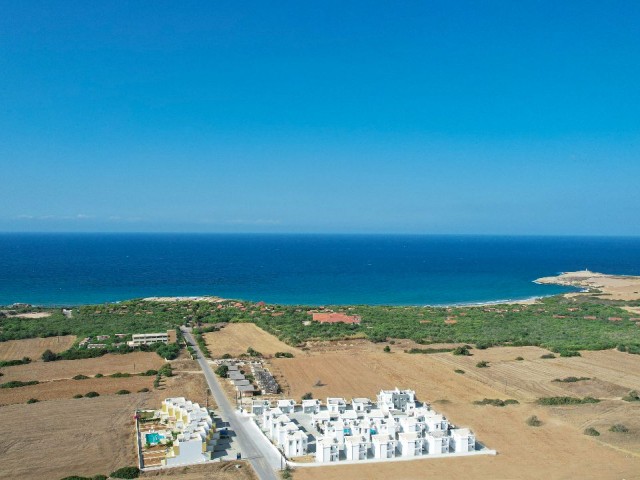 The Last Detached House in the Project in a Great Location Where Blue and Green Meet