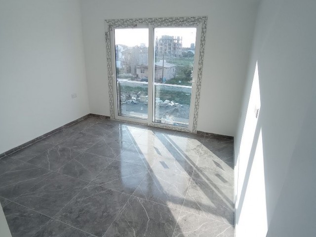 2+1 (90m2) Spacious New Apartment in Yeniboğaziçi