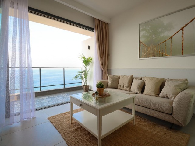 Luxury Villa agd Villa Apertmgnt seafront of Kyrenia