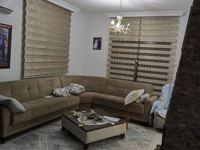 ПРОДАЖА LEFKOŞA DUMLUPINAR AREA 3+1 TWIN VILLA MASRIFISZ 