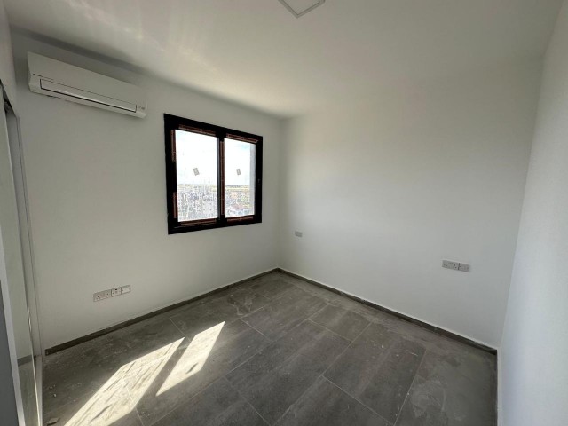 Yeniboğaziçi 2+1(80m2) Luxus-Wohnung 