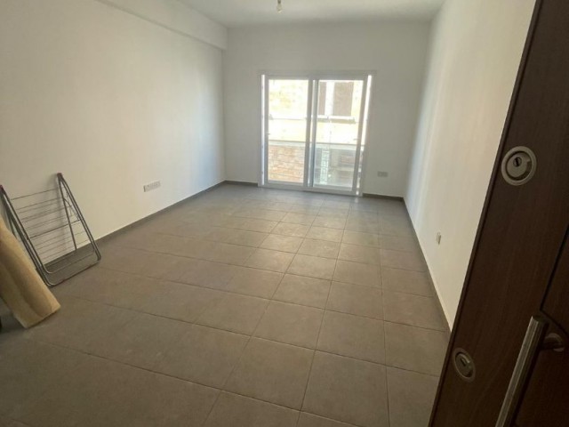 Apartment within walking distance to CityMall in Canakkale