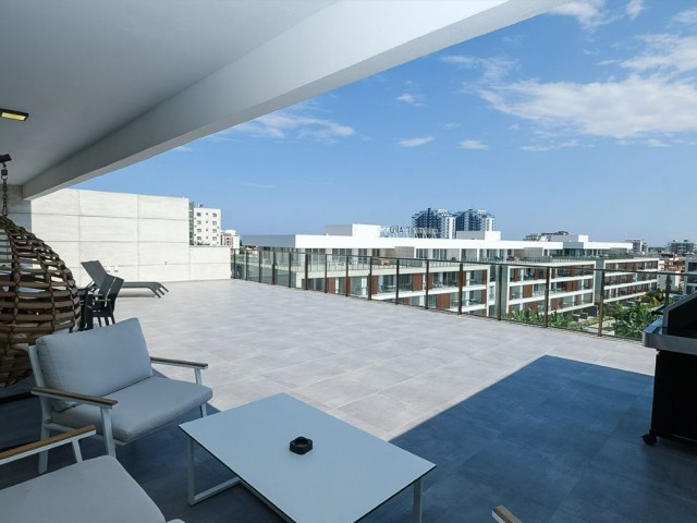 3+1 Penthouse zum Verkauf im Iskele Long Beach Courtyard Complex ### vom Eigentümer