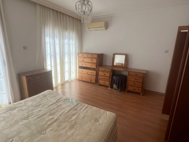 Royal.Tutar’a Özel: Kiralık 4+1 Villa Long Beach’te