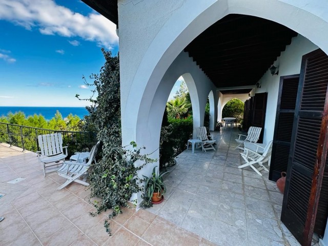 Pre 74 Deed - A Hidden Gem, Nestled In The Hills Of Kayalar Within 1393 m² Of Land, This 3 Bedroom Detached Character Villa Boasts Some Breathtaking Views Of The Mediterranean Sea and Mountain Range.