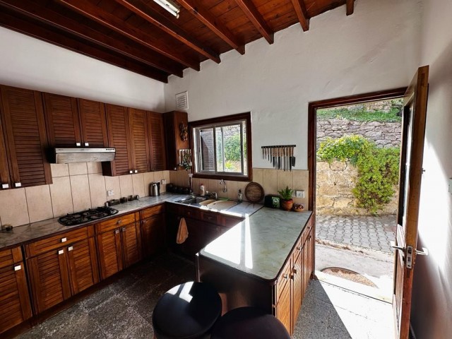 Pre 74 Deed - A Hidden Gem, Nestled In The Hills Of Kayalar Within 1393 m² Of Land, This 3 Bedroom Detached Character Villa Boasts Some Breathtaking Views Of The Mediterranean Sea and Mountain Range.