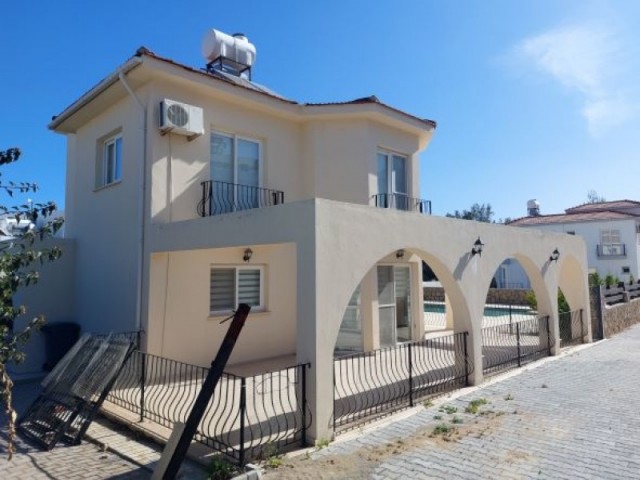 Priced for a quick sell. A bright and spacious 3 bedroom villa in the popular village of Catalkoy